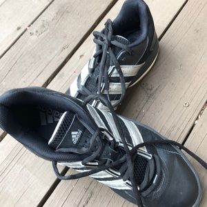 ADIDAS BLACK w/ SILVER TRIM MEN’s SNEAKERS